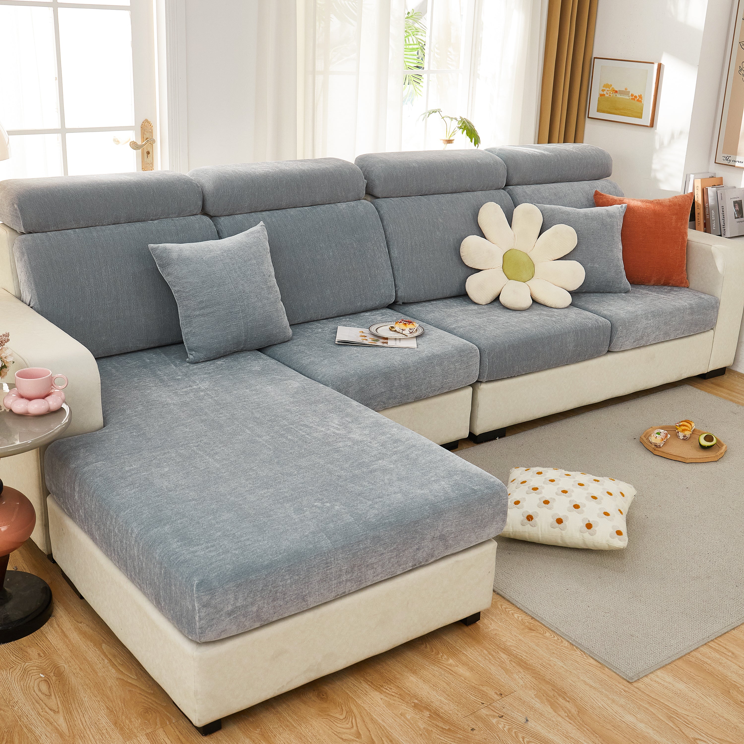 Bank met FancySofas Chenille bankhoezen in de kleur Steel Grey, machinewasbaar, strak en stijlvol, bedekt de hele bank.